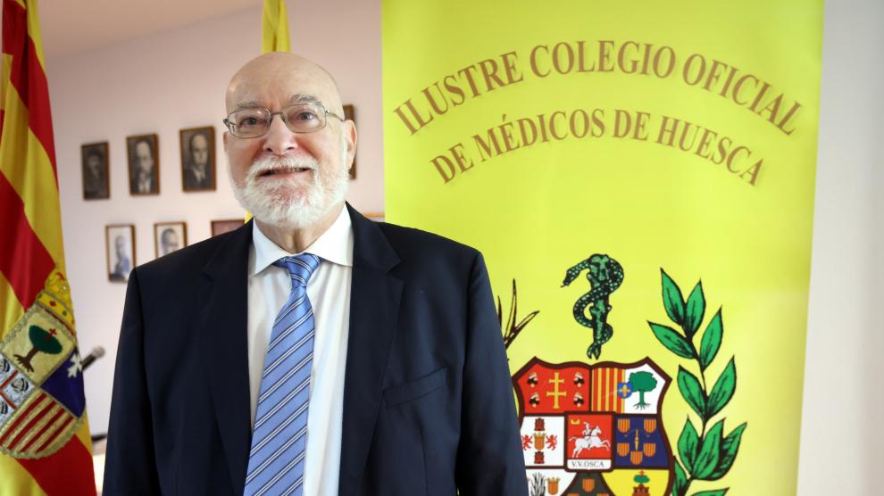 El doctor Ángel Escolán, durante la conferencia del pasado 28 de septiembre.