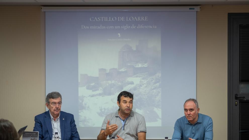 Antonio García Omedes, Roberto Orós y Rafael Yuste, durante la presentación de ayer.