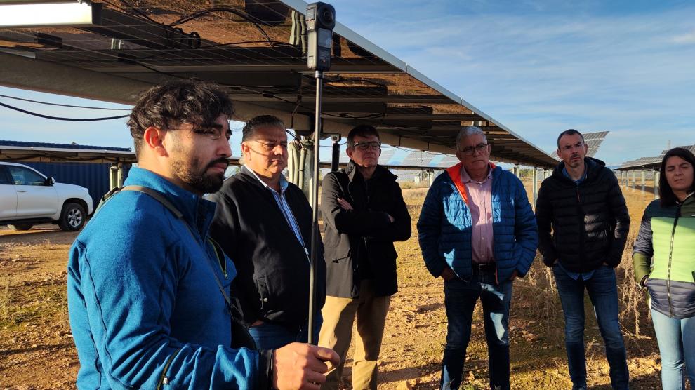 Técnicos del Gobierno de Chile visitan la Comunidad de Regantes de Lasesa.