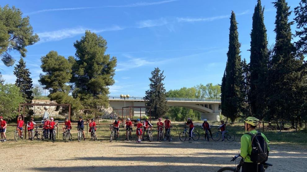 Alumnos participantes del programa “Aula en Bici”, puesto en marcha en toda la provincia de Huesca