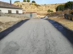 Monzón acondiciona el camino entre las calles Almería y Córdoba