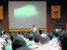 escuela militar Acto de inauguración por parte del coronel director de la escuela jaquesa, Mariano Alonso, el viernes pasado.